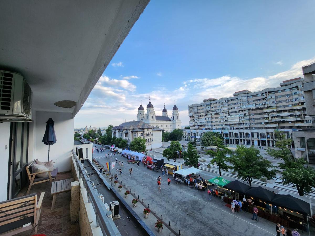 Stefan Cel Mare Boulevard Pedestrian Street Palas Iasi Exterior foto